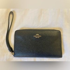 Coach Zip Tech Wallet Wristlet